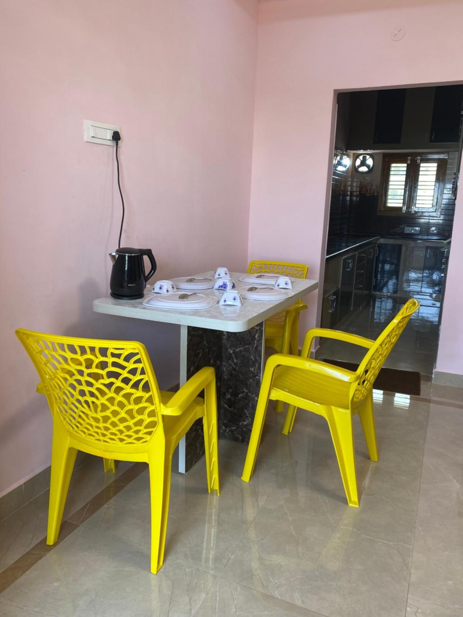 Athidi Luxury Home Stay Tirupati Esterno foto